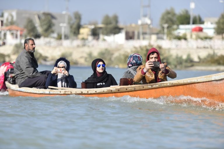 حماة دجلة وتخييمهم في اهوار الجبايش