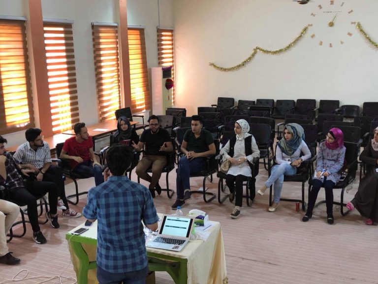 المنتديات المحلية حول العراق تكشف عن حركة شبابية قوية ومتنامية